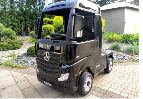 Auto Mercedes Actros Czarny Lakierowany Ciężarówka Dla Dzieci Pilot LED MP4