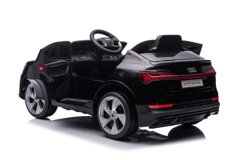 Auto Na Akumulator Audi E- Tron Czarne QLS-6688 Światła LED MP3