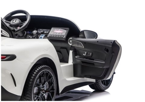 Auto Na Akumulator Mercedes GT63 AMG DK-GT63 24V LCD Biały