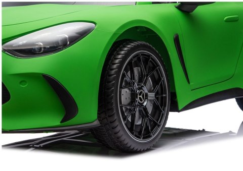 Auto Na Akumulator Mercedes GT63 AMG DK-GT63 24V LCD Matowy Zielony